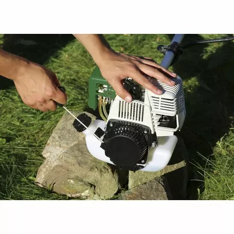 Débroussailleuse à Essence Moteur 4 Temps GM 4T-700 Gartenmeister GartenMeister 4 Débroussailleuse à Essence Moteur 4 Temps GM 4T-700 Gartenmeister GartenMeister – Image 2