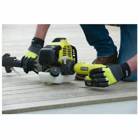 Débroussailleuse Thermique RYOBI 1000W - Moteur 2 Temps 31cm3 RBC31SESO 6 Débroussailleuse Thermique RYOBI 1000W - Moteur 2 Temps 31cm3 RBC31SESO – Image 4