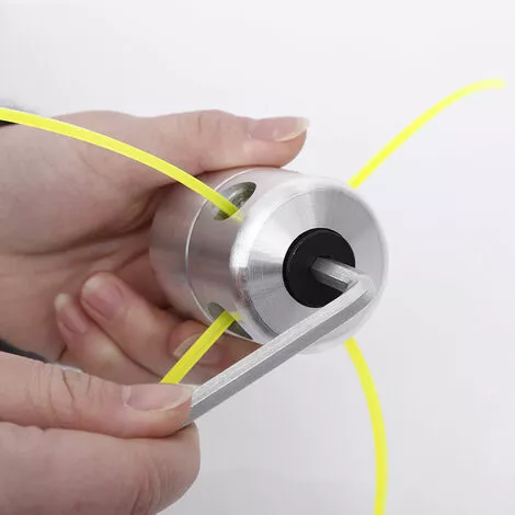 ZHUOXUAN Tête De Débroussailleuse Universelle Aluminium Fils Tête Coupe-bordure Tête Double Fil Bobine Tête Fil Nylon Pour Tondeuse, 1 Têtes De Fil + 4 Fils 6 ZHUOXUAN Tête De Débroussailleuse Universelle Aluminium Fils Tête Coupe-bordure Tête Double Fil Bobine Tête Fil Nylon Pour Tondeuse, 1 Têtes De Fil + 4 Fils – Image 4